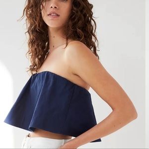 Aritzia Wilfred Black Sweatheart Strapless Top. Size M.